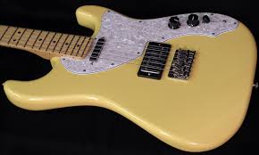 Fender Pawn Shop 70s Stratocaster Deluxe